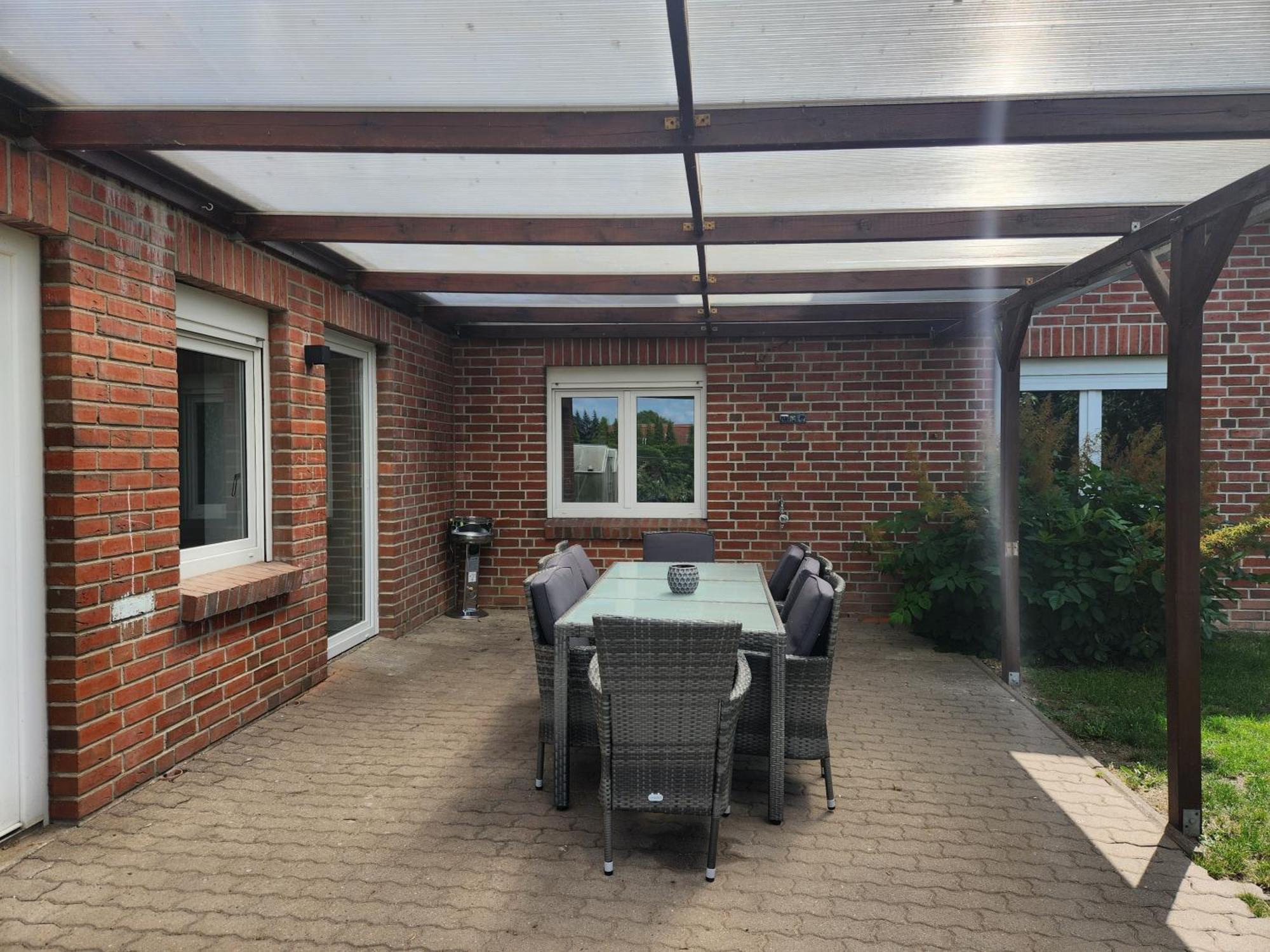 Neumuehler Hof Ferienwohnung "Stefan" Bietet 4 Schlafzimmer Und 4 Baeder , Eine Grosse Badewanne Und Grosser Terrasse Zum Garten, Kostenfreie Parkmoeglichkeiten Schwerin Kültér fotó